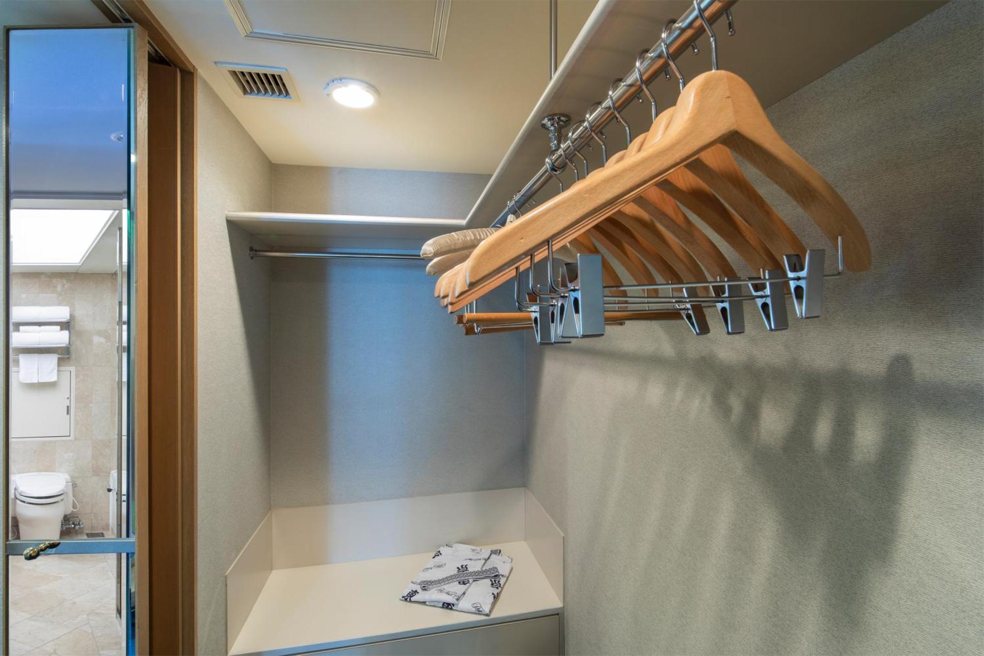Hotel New Otani Tokyo The Main Kültér fotó A coat rack